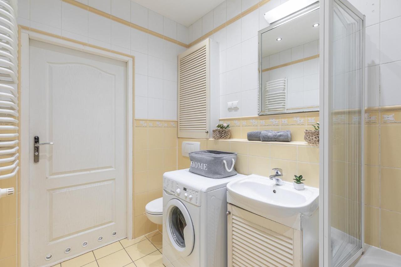 Apartment Superapart Powstancow Slaskich 106d Warschau